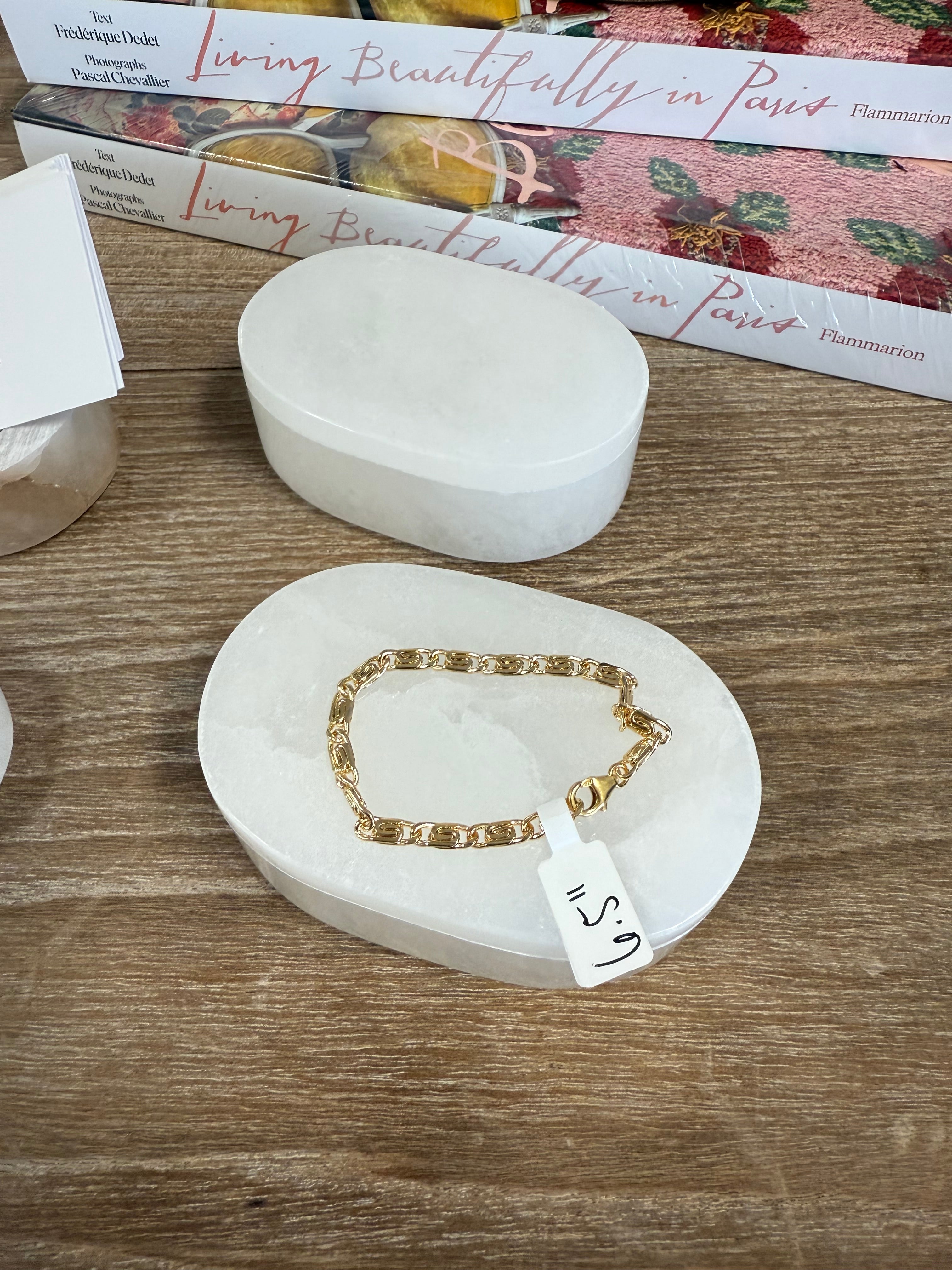 Scroll Bracelet 6.5”