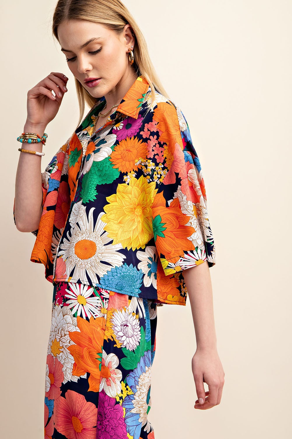 Vibrant Floral Print Cropped Button Down Shirt