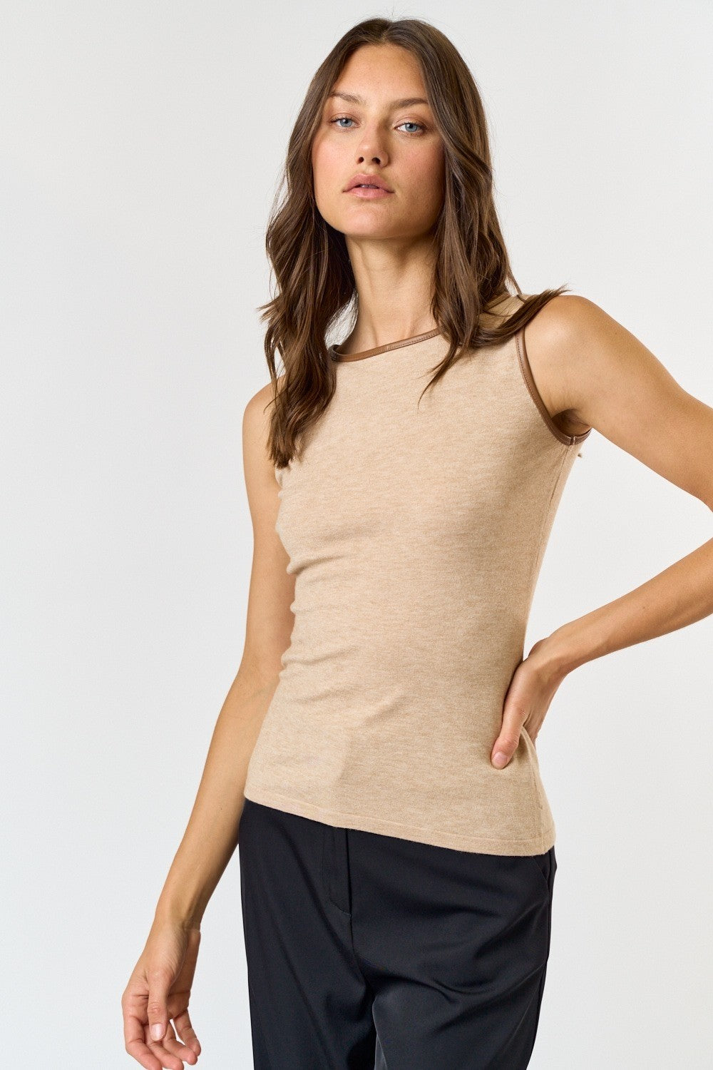 Sleeveless Top with Pu Contrast