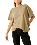 Nina Tee