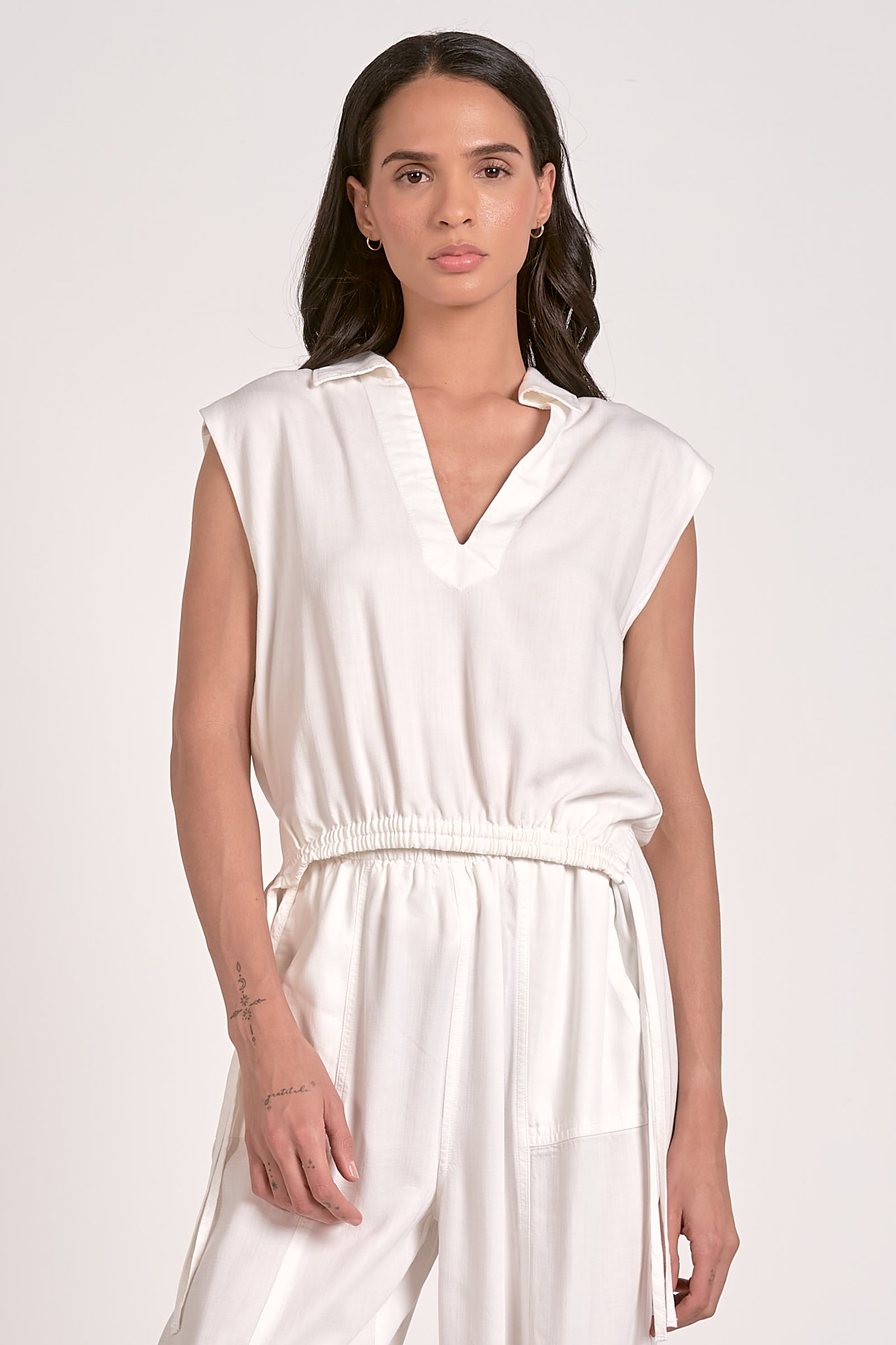 Top Slvless Collared